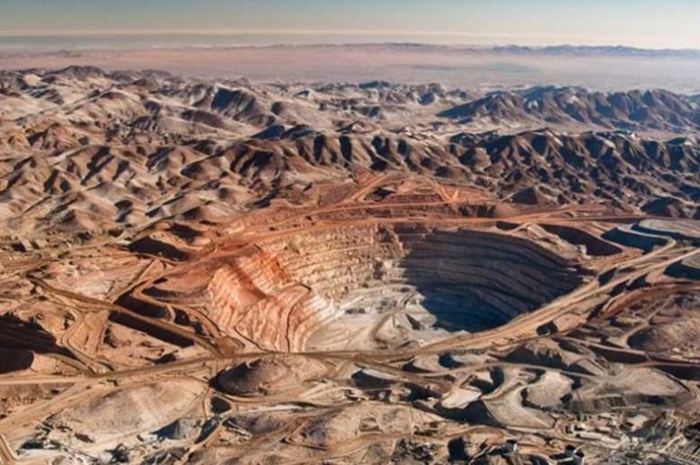 Freeport profits less as copper prices drop