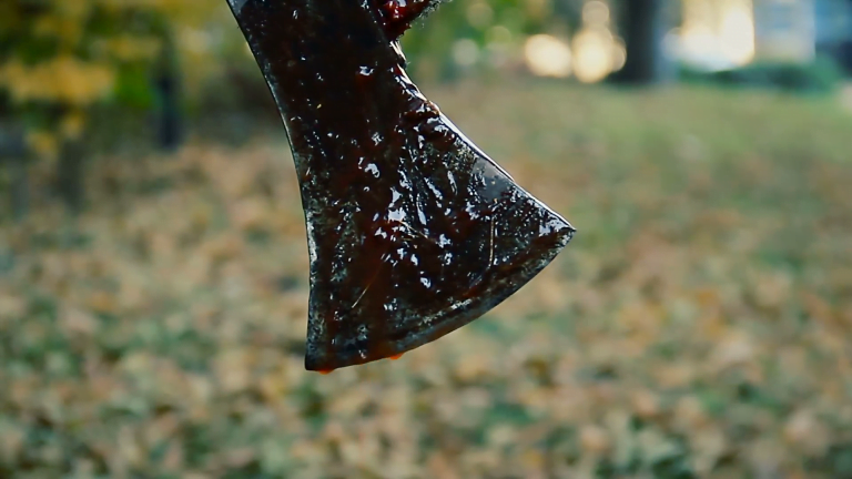 Gold war left one dead