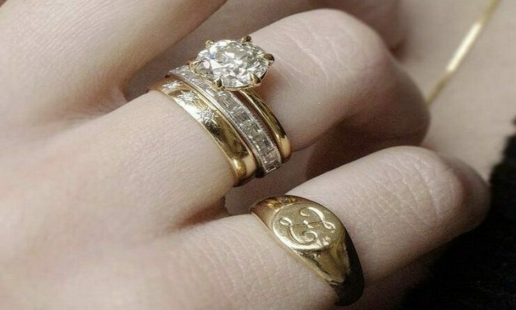 Gold Wedding ring