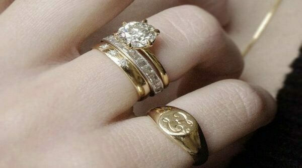 Gold Wedding ring Gold Wedding ring