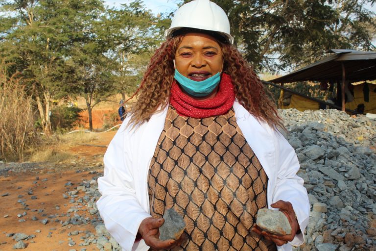 Small scale gold producers outshine primary producers