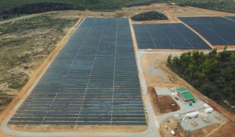 Blanket Mine solar plant starts generating power Blanket Mine solar plant starts generating power