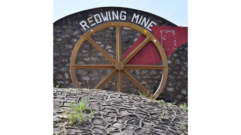 Namib Seeks US$400 Million Investment to Restart Jumbo and Redwing Gold Mines