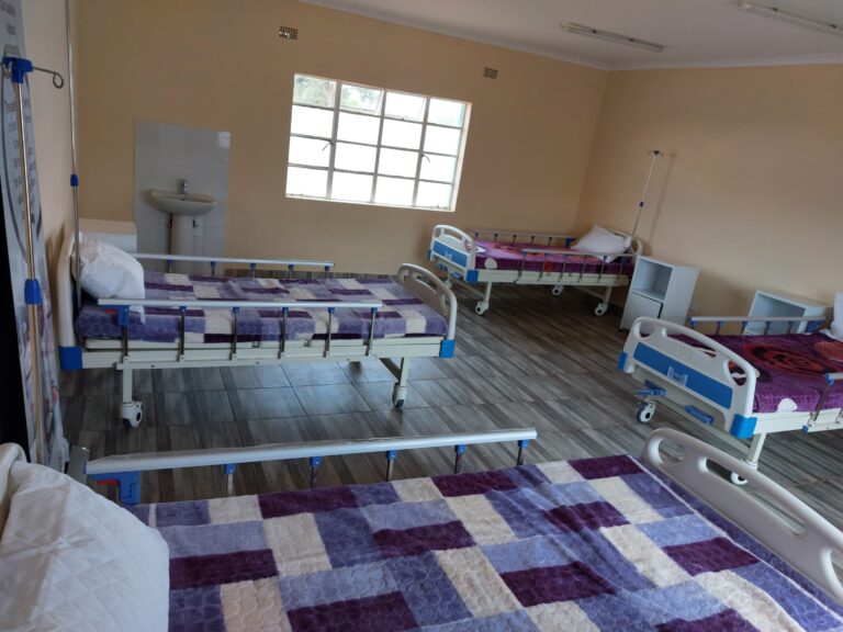 Muzvezve community commends Zimplats for building the Gweshe maternity clinic