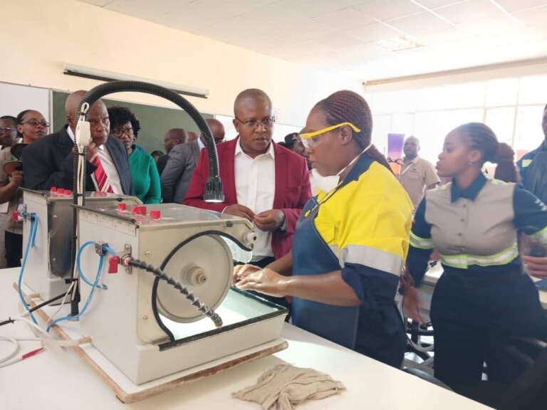 MMCZ-ZSM Gemstone Cutting and Polishing Training Centre Officially Opened
