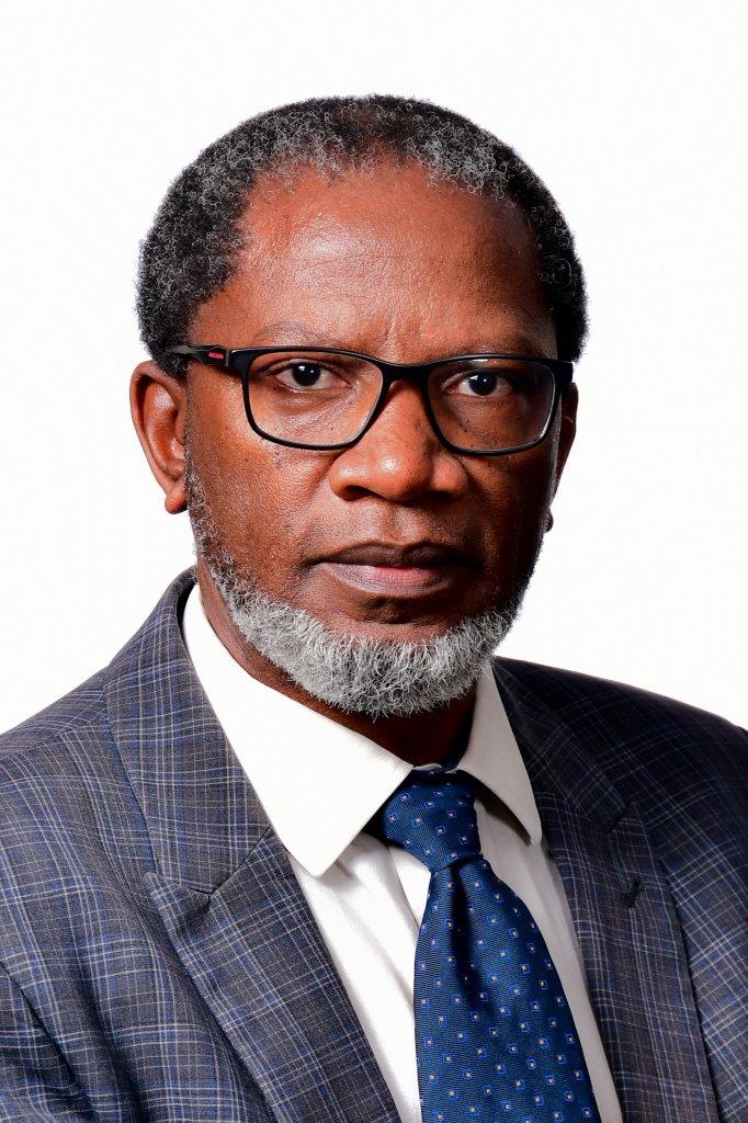 Dr Paseka Leeuw Dr Paseka Leeuw