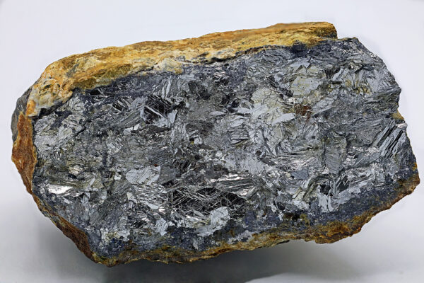 Antimony mineral