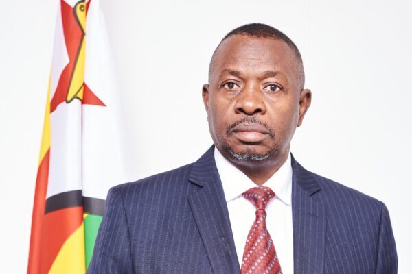 Dr Thomas Utete Wushe Dr Thomas Utete Wushe